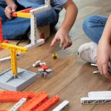 do-gory-gra-strategiczna-upstruction-marka-fat-brain-toys