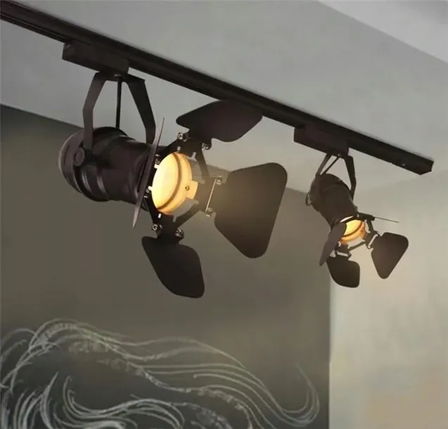 reflektor-sceniczny-studio-1-szyna-zasilanie-sieciowe