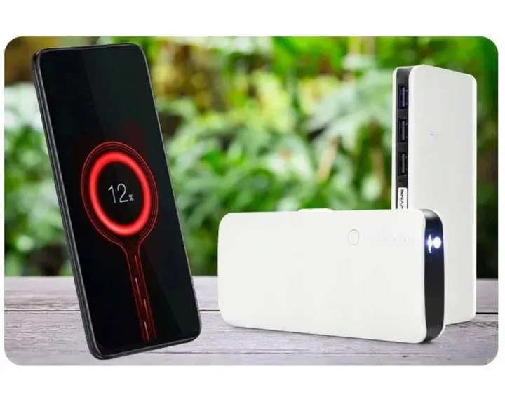 power-bank-3xusb-do-telefonu-iphone-oppo-huawei