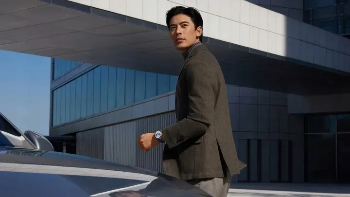 smartwatch-oneplus-watch-2-nordic-blue-edition