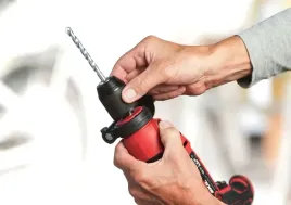 wiertarka-udarowa-710w-6725-skil