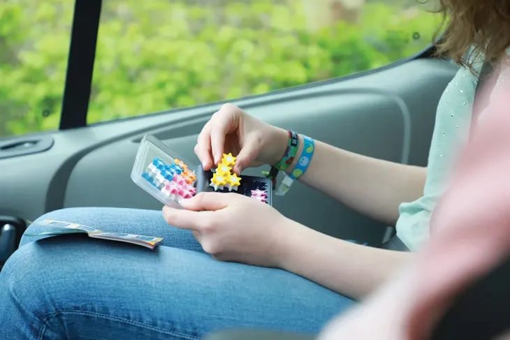 smart-games-iq-stars-eng-iuvi-games-material-plastik