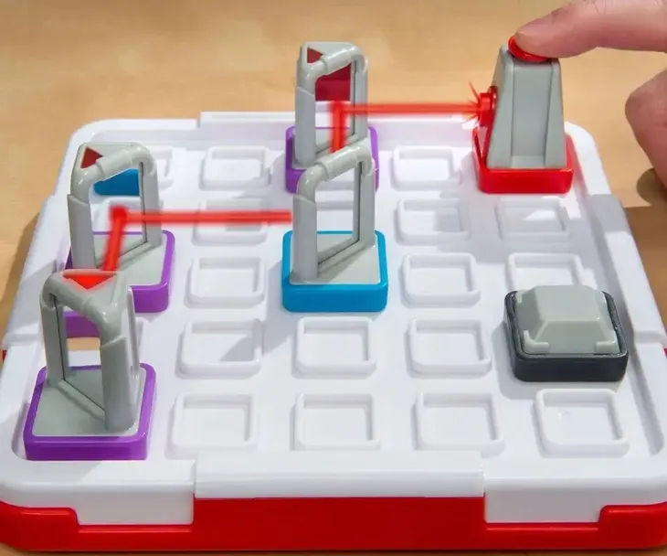 thinkfun-laser-maze-maksymalna-liczba-graczy-1