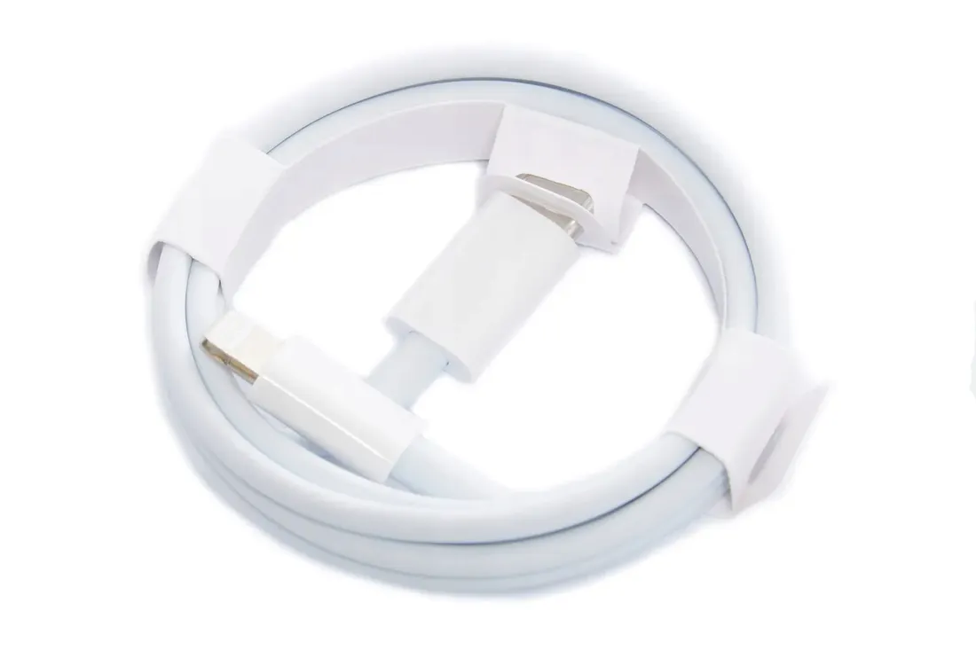 kabel-do-ladowania-iphone-ipad-usb-c-lightning-1m-transfer-danych-bialy-stan-nowy