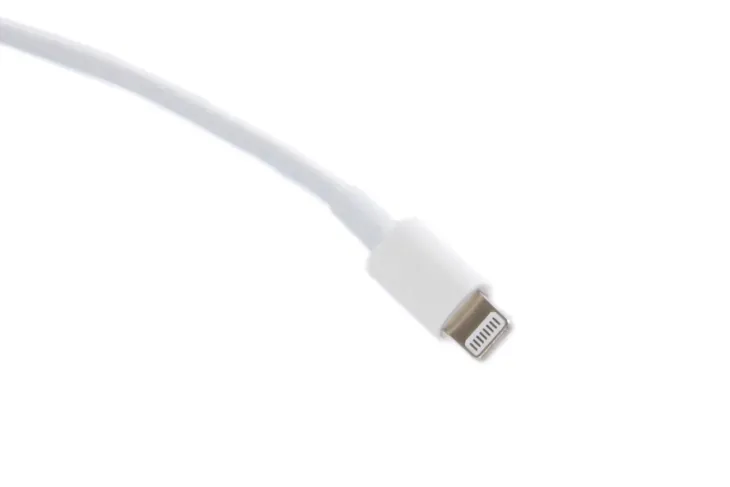 kabel-do-ladowania-iphone-ipad-usb-c-lightning-1m-transfer-danych-bialy-stan-nowy-dlugosc-przewodu-1-m