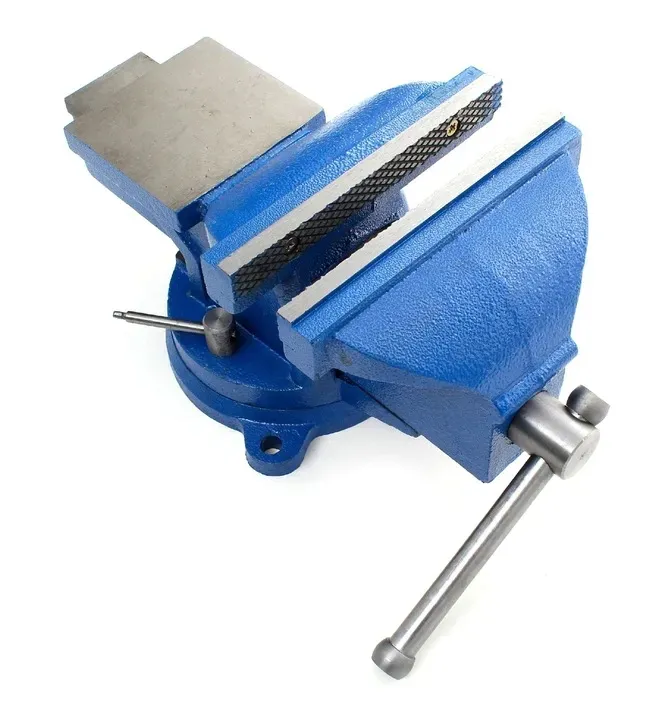 imadlo-slusarskie-150-mm-obrotowe-z-kowadlem-360