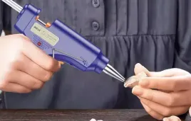 precyzyjny-pistolet-do-klejenia-na-goraco-80w-zestaw-14-laski-kleju