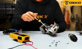 mlot-udarowy-mlotowiertarka-akumulatorowa-udarowa-sds-walizka-3j-deko