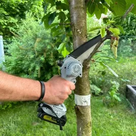 pila-akumulatorowa-lancuchowa-bezszczotkowa-reczna-pilarka-smarowanie-2xaku