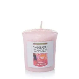 yankee-candle-samplers-fresh-cut-roses-49g