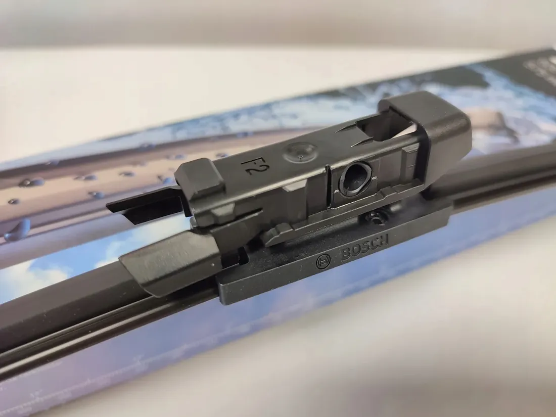 bosch-wycieraczki-aerotwin-bmw-5-e60-e61-e63-e64