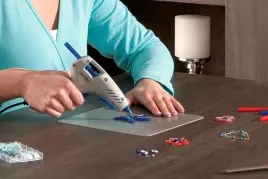 pistolet-do-kleju-glue-gun-930-dremel-18-x-klej