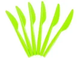 noze-jednorazowe-plastikowe-zielone-10szt