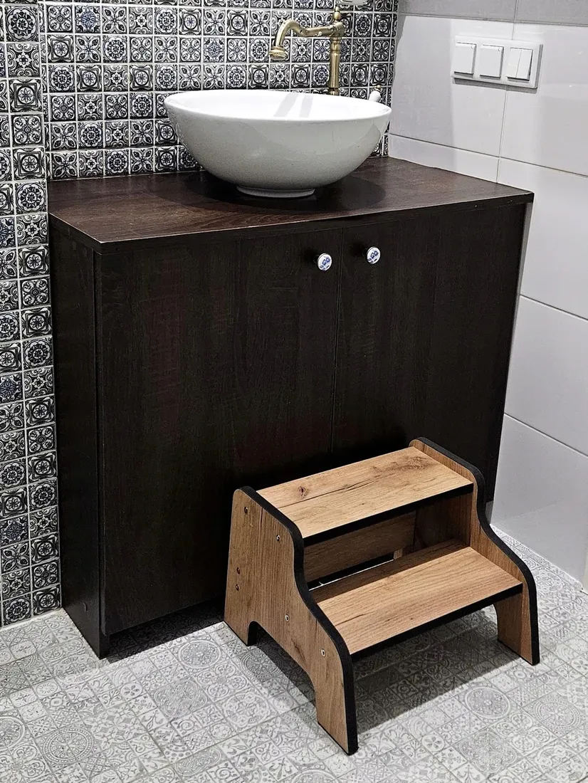 schodki-podest-podnozek-debowy-sc-315-stan-nowy