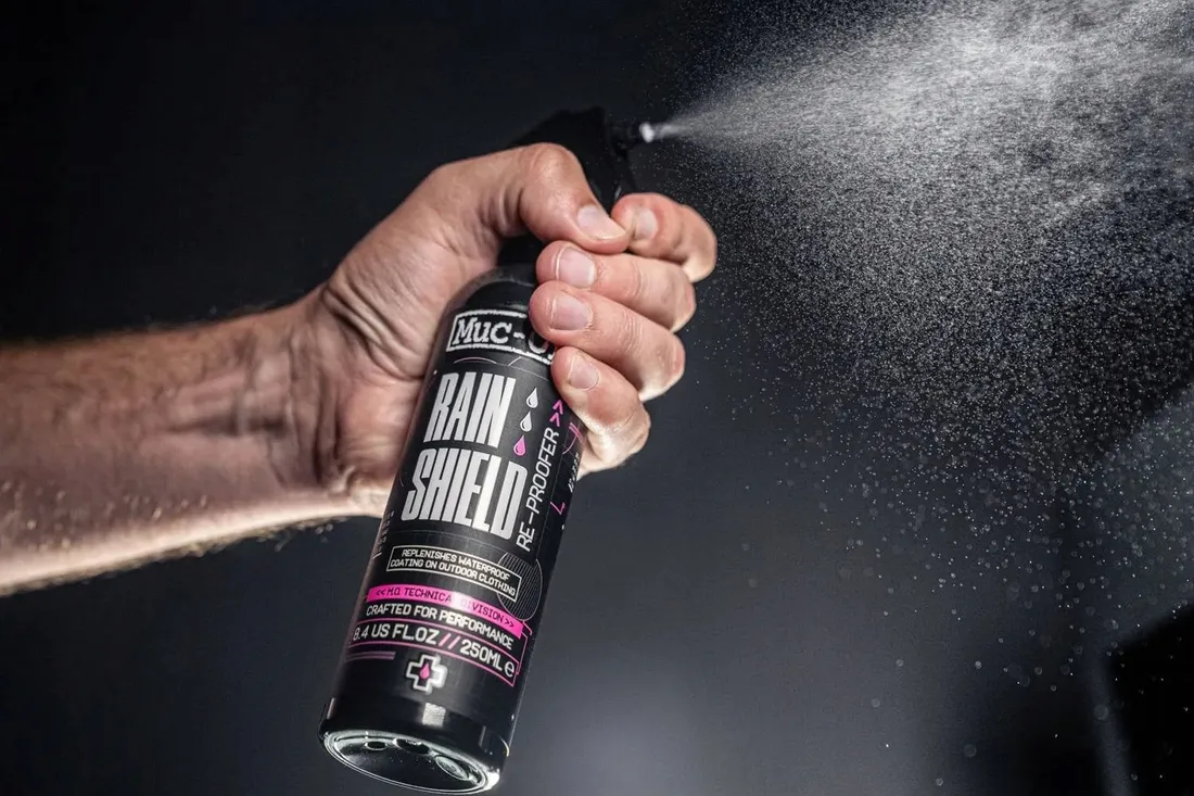 muc-off-20506-impregnat-250-ml-rain-shield
