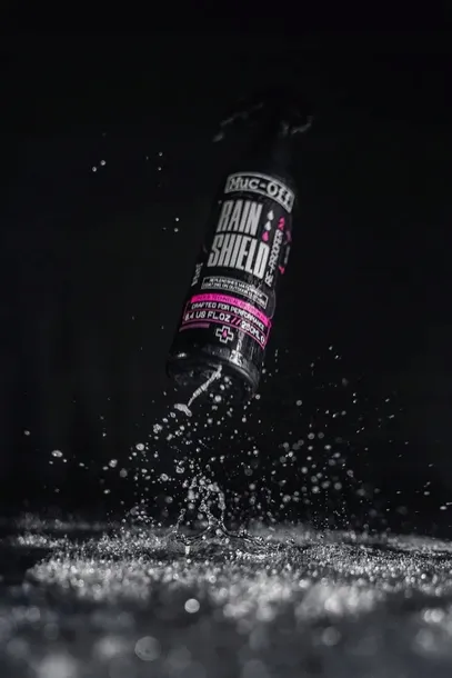 muc-off-20506-impregnat-250-ml-rain-shield-waga-z-opakowaniem-1-kg-stan-nowy