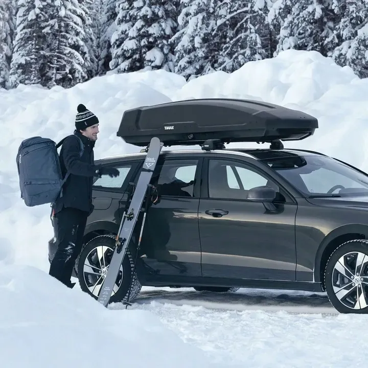 bagaznik-dachowy-box-thule-force-xt-m-400l