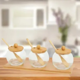 szklane-sloiczki-z-bambusowa-podstawa-i-lyzeczkami-estetyczne-pojemniki