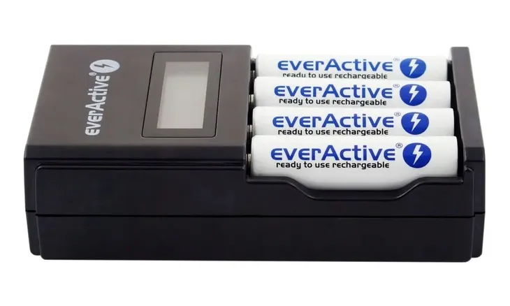 ladowarka-everactive-nc450-do-aa-i-aaa-liczba-akumulatorow-ladowanych-jednoczesnie-4