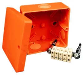 puszka-elektroinstalacyjna-natynkowa-ip66