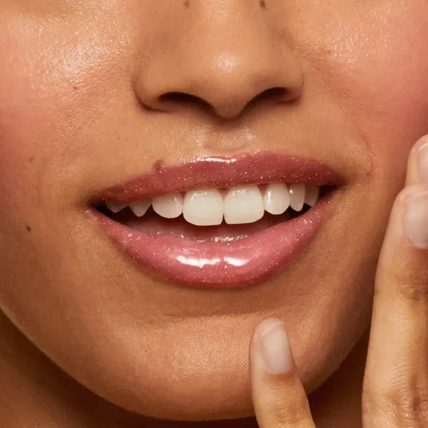 oriflame-raspberry-cream-blyszczyk-do-ust-oncolour-oh-sweet-kod-producenta-46590