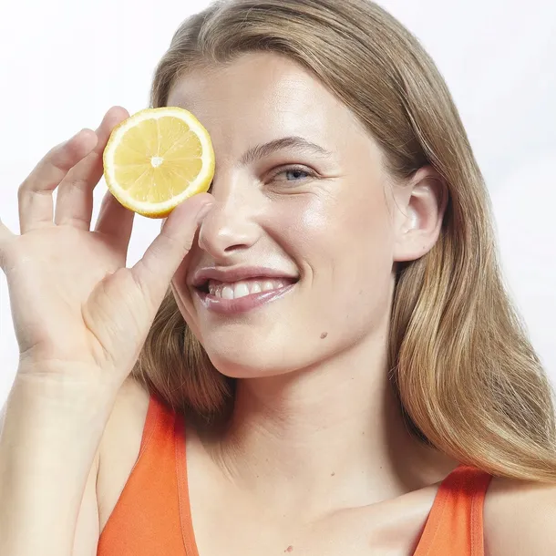 oriflame-energetyzujacy-krem-do-rak-love-nature-up-loved-z-cytryna-z-upcykl-marka-oriflame