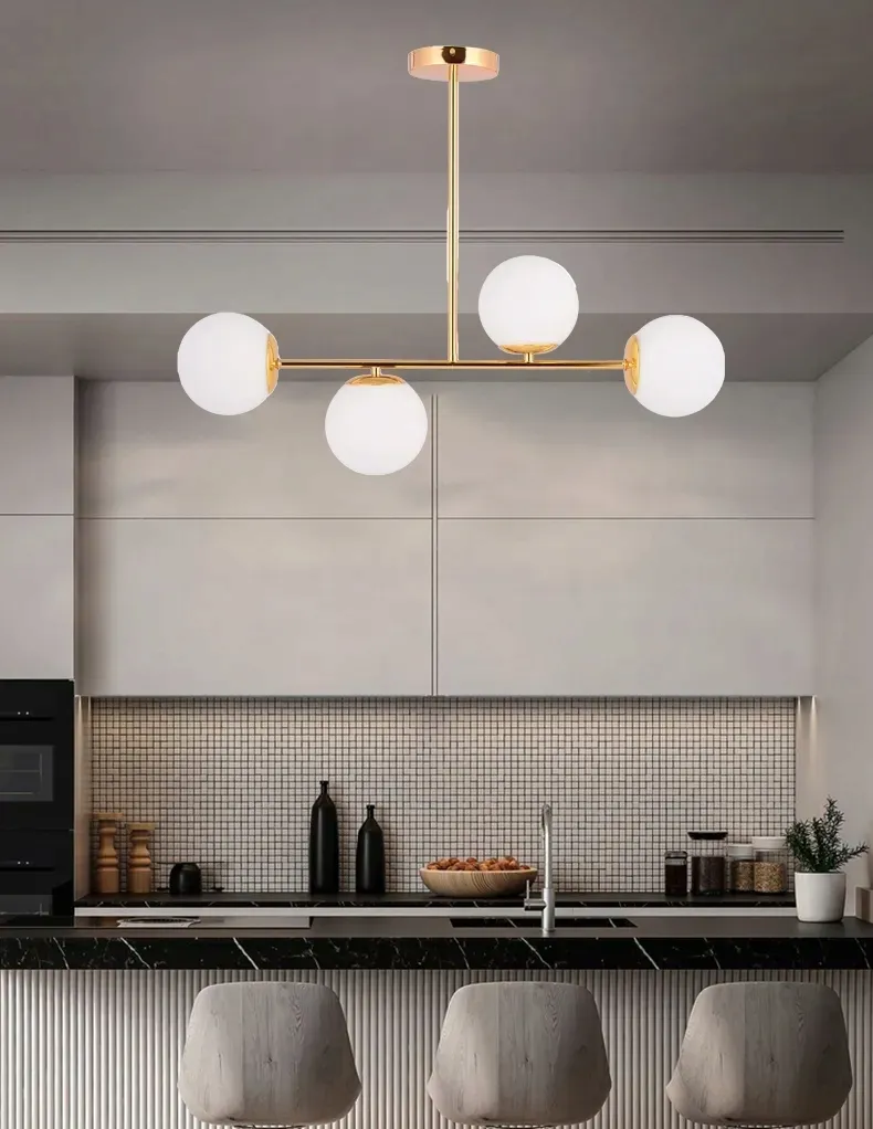 zlota-biala-lampa-wiszaca-sufitowa-zyrandol-z-mlecznymi-szklanymi-kulami-w-stylu-loft-e27-stan-nowy