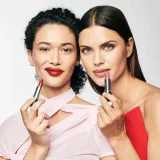 oriflame-blushing-nude-pomadka-the-one-smart-sync-poziom-krycia-sredni