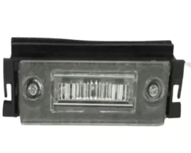 audi-a2-lampka-oswietlenia-tablicy-rejestracyjnej-zestaw-2-szt-8z0943021