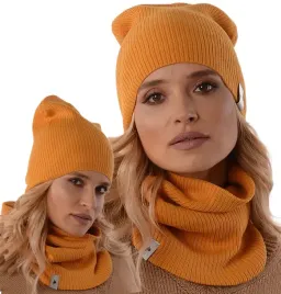 miodowa-czapka-z-kominem-damski-komplet-zestaw-na-zime-w-prazki-tuba