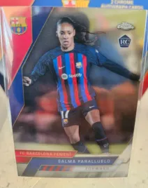 topps-chrome-22-23-fc-barcelona-salma-parallulelo-rookie