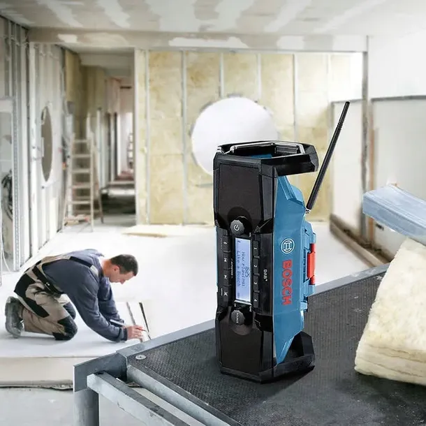 radio-budowlane-bluetooth-dab-gpb-18v-2-sc-bosch-seria-professional