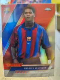 topps-chrome-22-23-fc-barcelona-patrick-kluivert