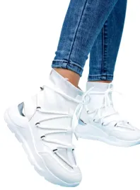 biale-sportowe-buty-damskie-na-grubszym-spodzie-38