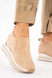 brazowe-sneakersy-na-platformie-nova-40