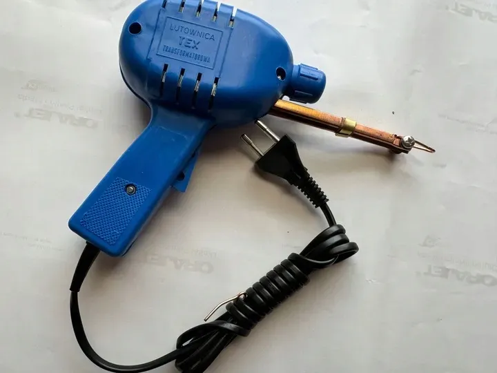 lutownica-transformatorowa-tex-200w-niebieska