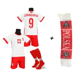 lewandowski-polska-bia-stroj-komplet-getry-110