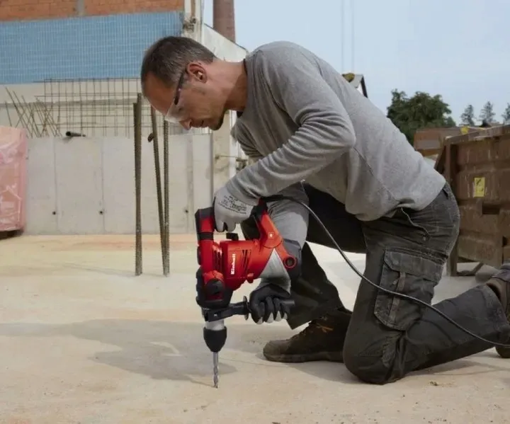 mlotowiertarka-udarowa-sds-900w-3j-einhell-energia-udaru-1-j