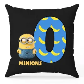 poduszka-minionki-bob-czarna-ozdobna-na-prezent-dla-dziecka-litery-wzory