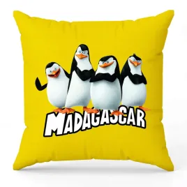poduszka-madagascar-zolta-dla-fana-pingwiny-na-prezent-wzory