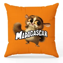 poduszka-madagascar-pomaranczowa-dla-fana-mort-na-prezent-wzory