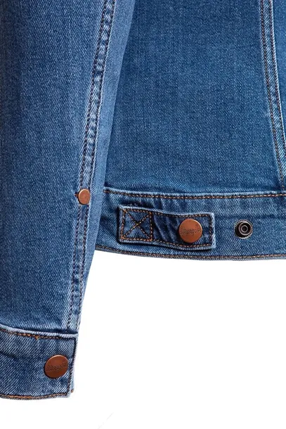 meska-kurtka-jeansowa-wrangler-regular-jacket-s-waga-z-opakowaniem-1-2-kg