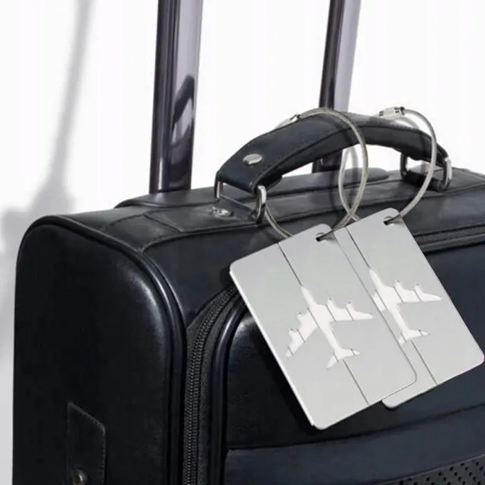 identyfikator-adresowy-na-walizke-do-samolotu-stan-nowy