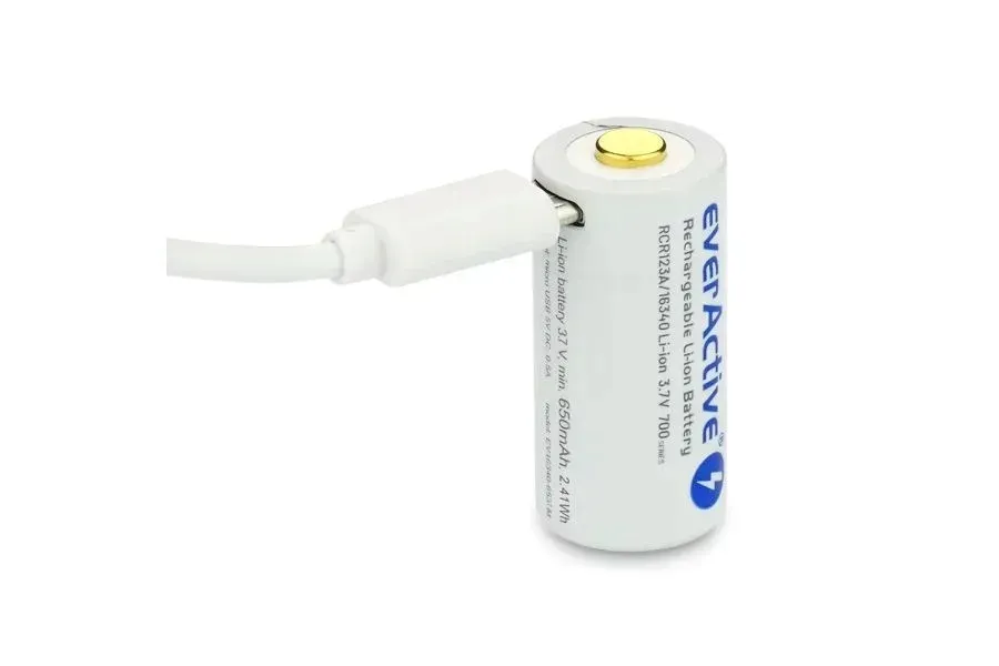 akumulator-everactive-3-7v-rcr123a-16340-700mah-stan-nowy