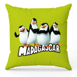 poduszka-madagascar-zielona-dla-fana-pingwiny-na-prezent-wzory