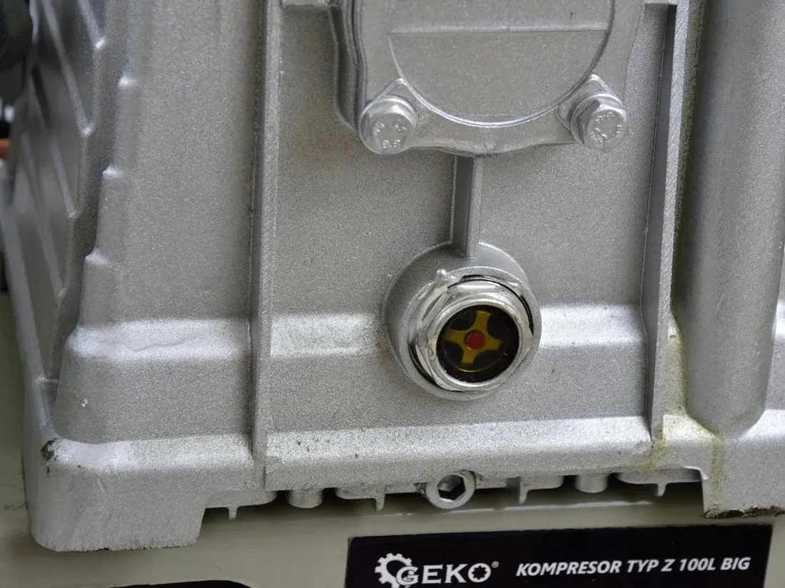 kompresor-olejowy-100l-typ-z-big-1
