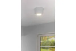 oprawa-sufitowa-isumi-ar111-max50w-130x100-regulacja-kata-okragla-bialy