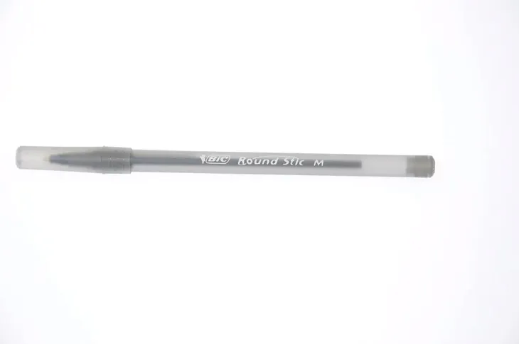 dlugopis-round-stic-czarny-bic-stan-nowy-kolor-tuszu-czarny
