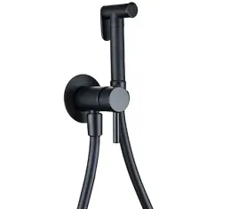 kran-bateria-bidetowa-lazienkowa-bidet-czarny-mat