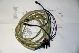 instalacja-elektryczna-kremowa-komar-2351-2352